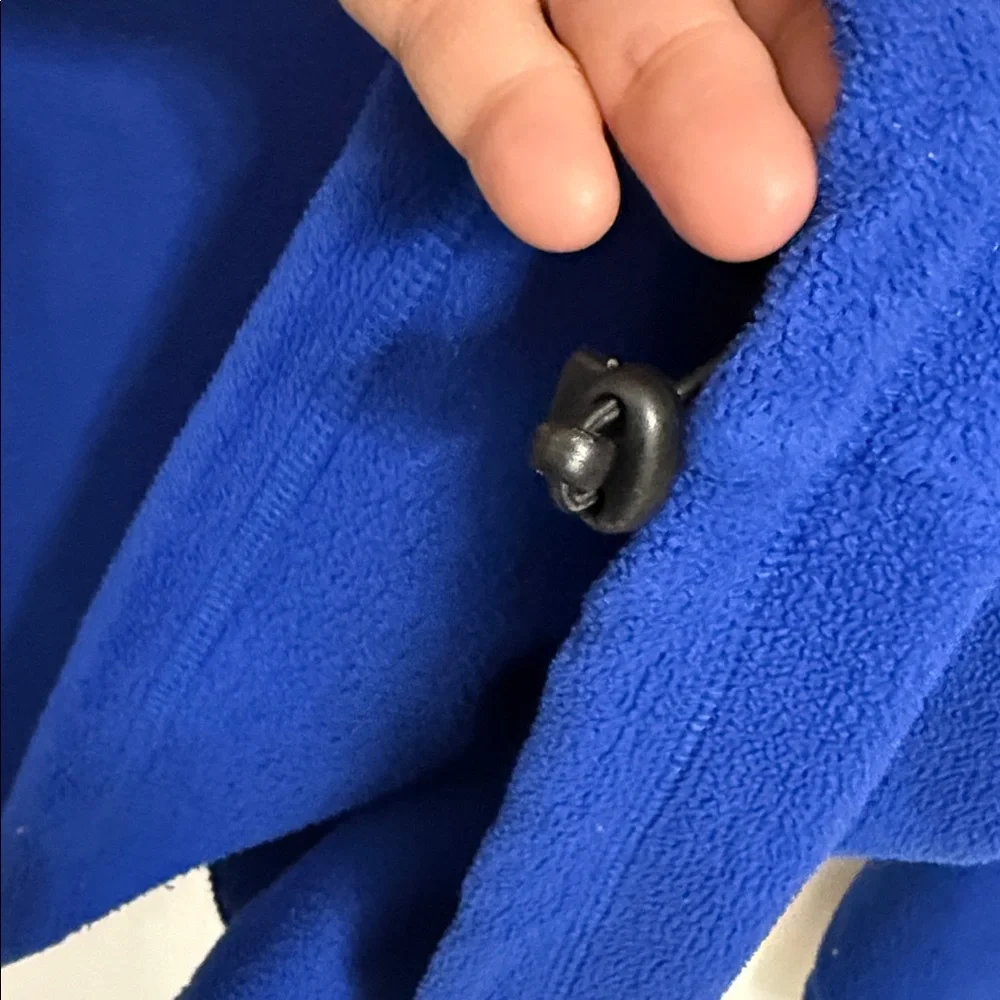 Men's Blue Half-Zip Fleece Sweater. XXL
